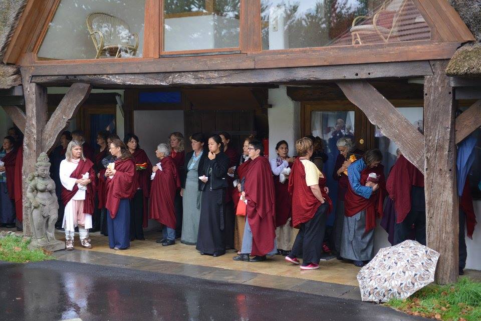The Sangha awaiting the arrival of Minling Jetsun Kushog and family at the Mindrolling Mahasangha 2016 | Oberlethe, Germany