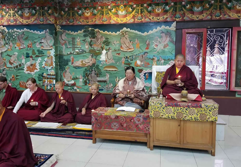 Minling Sangyum Kushog and HE Jets&uuml;n Khandro Rinpoche during the Thugje Chenpo Drubchen at Mindrolling