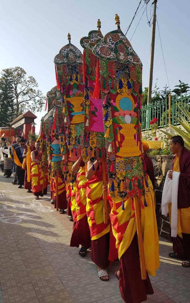 Tenzhug (long-life ceremony) offering to His Eminence Khochhen Rinpoche