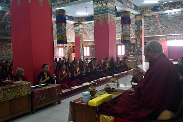 The Arrival of the Kuphung of Lodi Gyari Rinpoche