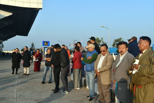 The Arrival of the Kuphung of Lodi Gyari Rinpoche